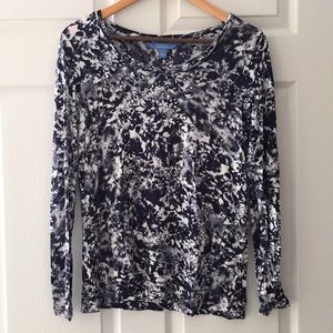 Long sleeve floral tee
